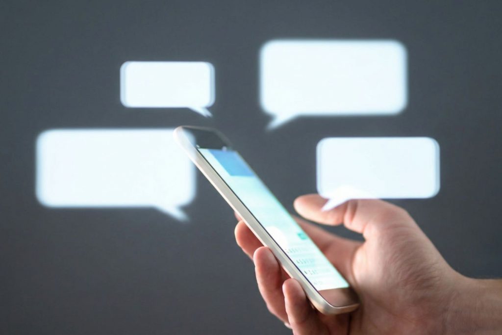 Fortbildung „Cybermobbing – Wenn digitale Gewalt zum Alltag wird“ (27. November 2026, 10 – 14 Uhr, Zoom)